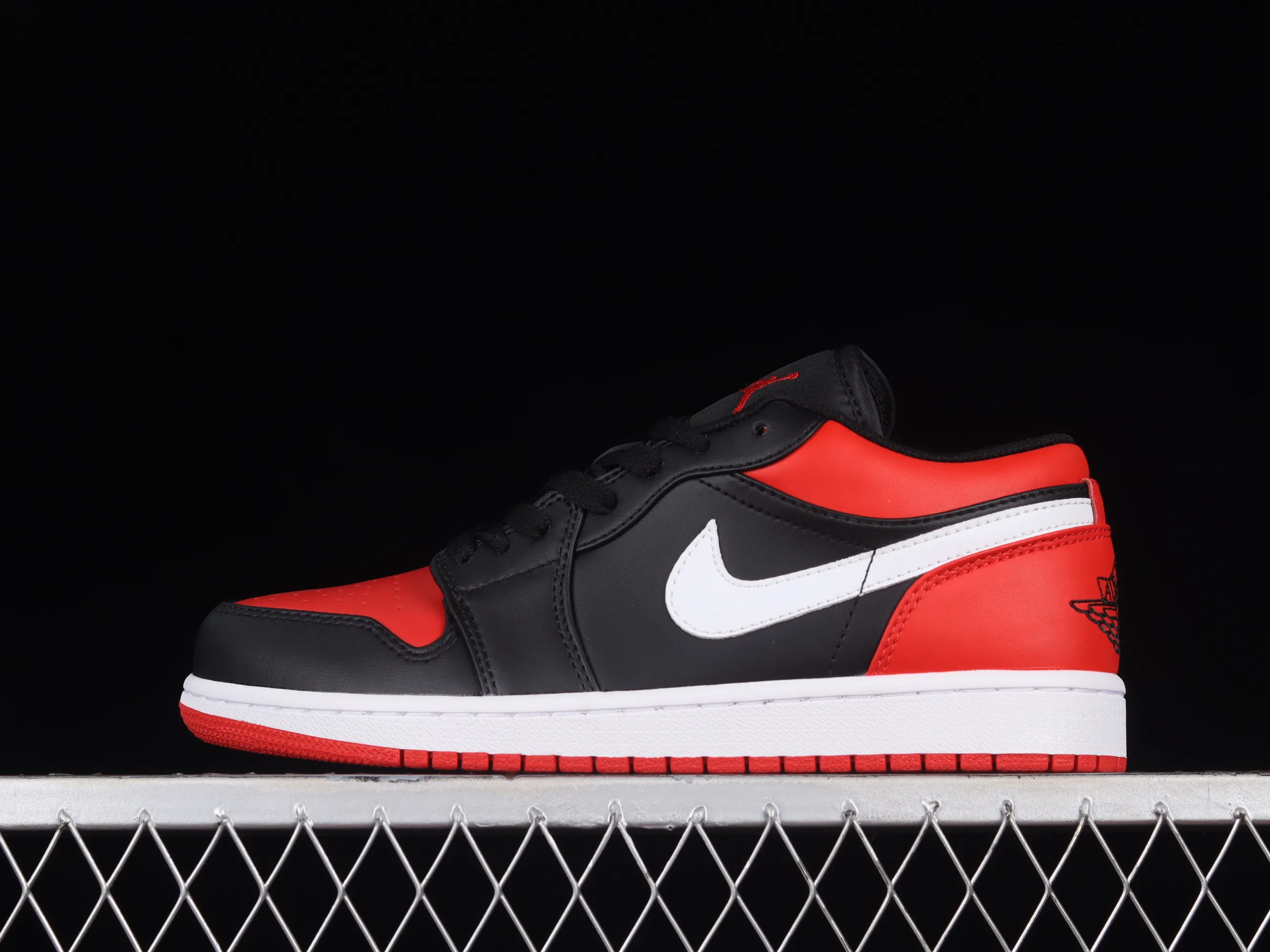 All categories Air Jordan Jordan series basketball shoes Air Jordan 1 Low Z version Air Jordan 1 Low "Shattered Backboard" AJ1 Joe 1 black and red buckle low-top cultural casual sneakers 553558-066